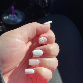 Mascoutah Nails - Christmas nail set - Nail Salons Near Me - Mascoutah, Illinois