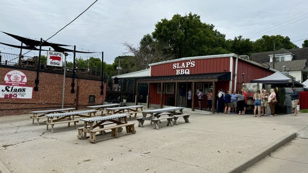 Slap's BBQ by null