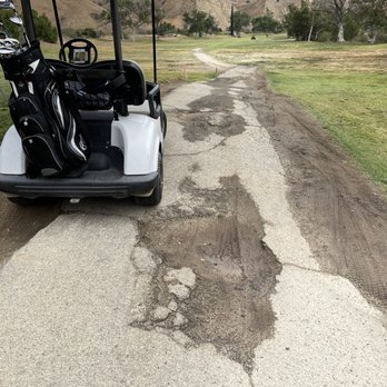 Green River Golf Club - Typical cart path at this course - Golf Near Me - Corona, California Green River Golf Club - Typical cart path at this course - Golf Near Me - Corona, California