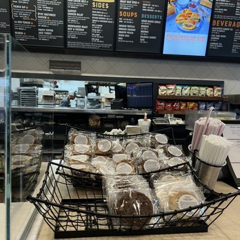 McAlister's Deli - Desserts - Sandwiches Near Me - Des Peres, Missouri