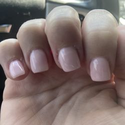 Pink & White Nails & Serenity Spa - Extremely crooked and lumpy nails
