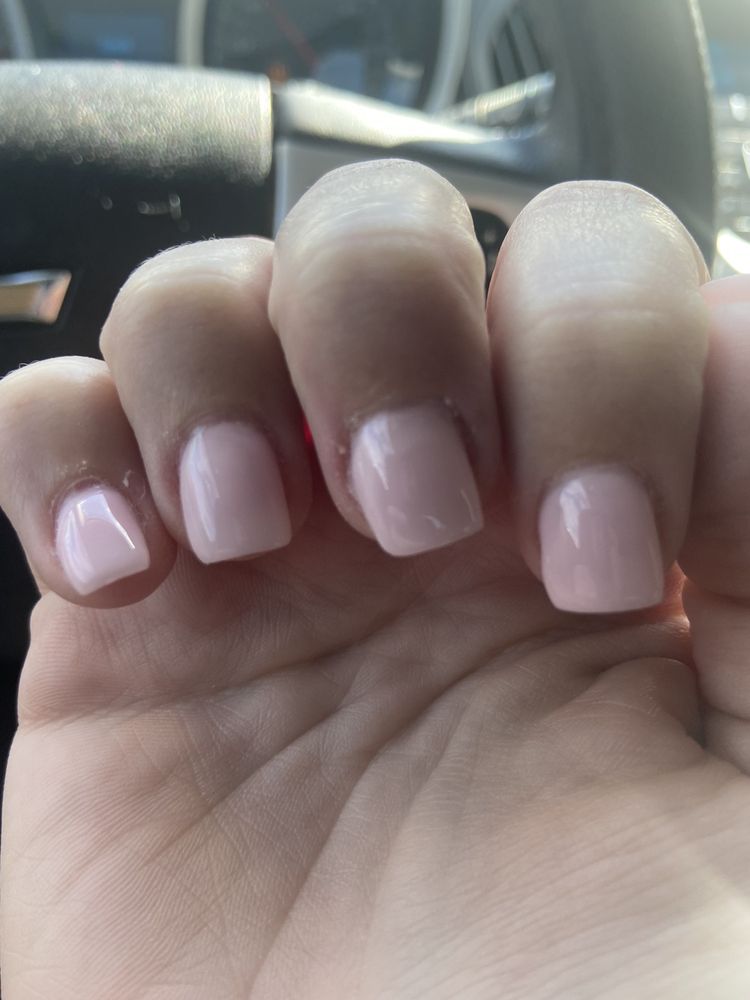 Pink & White Nails & Serenity Spa Logo