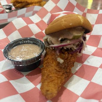 Wooboi Hot Chicken - THE JUNIOR - Chicken Shop Near Me - Herndon, Virginia Wooboi Hot Chicken - THE JUNIOR - Chicken Shop Near Me - Herndon, Virginia
