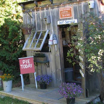 Poorhouse Pies - I'm thinking they have pie during all four seasons.  The hours are above the door.  This place sure is quirky. - Bakeries Near Me - Underhill, Vermont