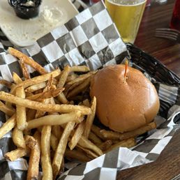 Burger with Blue Cheese crumbles. Very good ! Burger with Blue Cheese crumbles. Very good !