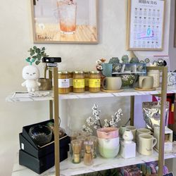 Teahee - Merch