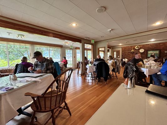 Lake Crescent Lodge by null