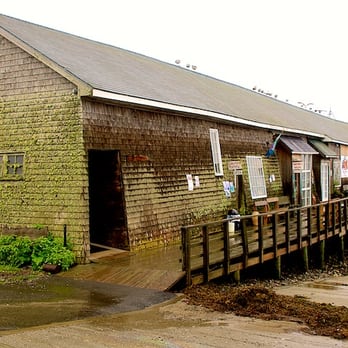 Islesford Dock Restaurant - The restaurant is at the far end of the pier, artists shops and studios also occupy the pier. - Art Galleries Near Me - Islesford, Maine Islesford Dock Restaurant - The restaurant is at the far end of the pier, artists shops and studios also occupy the pier. - Art Galleries Near Me - Islesford, Maine