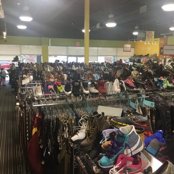 Plato's Closet - Used, Vintage & Consignment Near Me - Fredericksburg, Virginia Plato's Closet - Used, Vintage & Consignment Near Me - Fredericksburg, Virginia