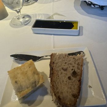 Barking Frog - Bread - New American Near Me - Woodinville, Washington
