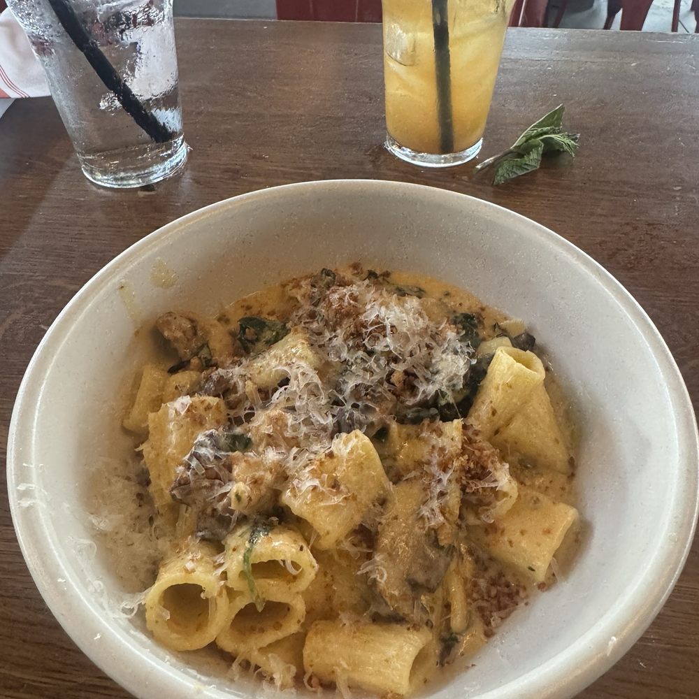 Culinary Dropout - Spicy Rigatoni - New American Near Me - Austin, Texas