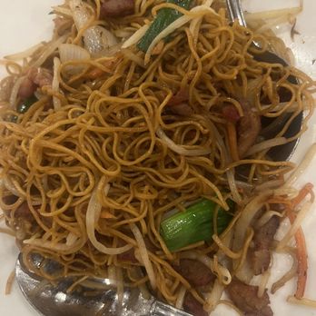 Chef's Experience China Bistro - Chow Mein with pork - Chinese Near Me - Hayward, California Chef's Experience China Bistro - Chow Mein with pork - Chinese Near Me - Hayward, California