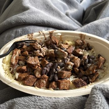 Chipotle Mexican Grill - Fast Food Near Me - Hutto, Texas