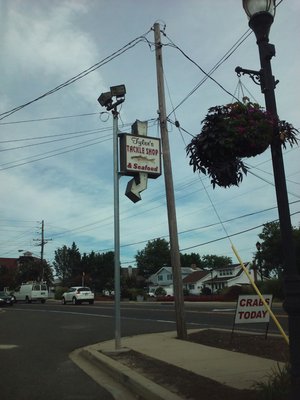 Tyler's Tackle Shop & Crab House by null