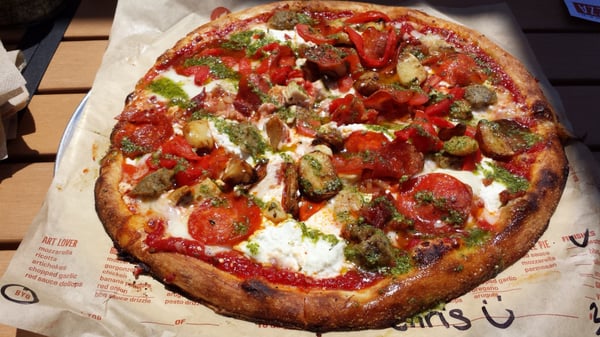 Blaze Pizza by null