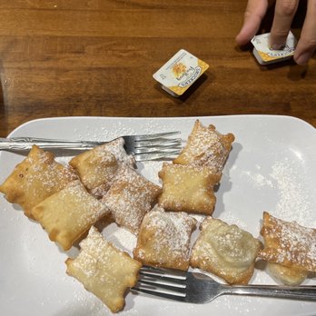 Cristina's Fine Mexican Restaurant - MINI SOPAPILLAS - Mexican Near Me - Frisco, Texas Cristina's Fine Mexican Restaurant - MINI SOPAPILLAS - Mexican Near Me - Frisco, Texas
