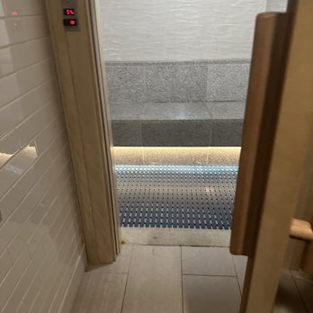 King Spa - Ice room - Massage Therapy Near Me - Chantilly, Virginia King Spa - Ice room - Massage Therapy Near Me - Chantilly, Virginia