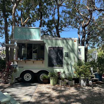 Seaside Eatery - Food truck - Food Trucks Near Me - Key Largo, Florida