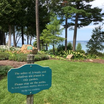 Bay View Inn - Hotels Near Me - Petoskey, Michigan Bay View Inn - Hotels Near Me - Petoskey, Michigan