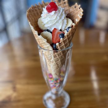 Mountain State Creamery - Ice Cream & Frozen Yogurt Near Me - Vienna, West Virginia Mountain State Creamery - Ice Cream & Frozen Yogurt Near Me - Vienna, West Virginia