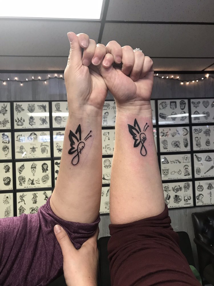Guerilla Tattoo Logo