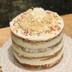 Miss Buttermins Bakeshop - Happy Birthday to you! This milk crunch cake is perfect for all kinds of birthdays and a classic.