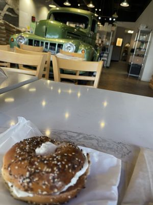 Starship Bagel by null