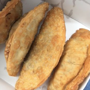 Breadman Miami - Ropa vieja empanadas - Bakeries Near Me - Hialeah, Florida Breadman Miami - Ropa vieja empanadas - Bakeries Near Me - Hialeah, Florida