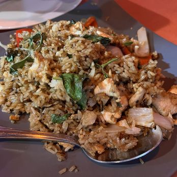 Siam Thai Cuisine - 33. Basil Fried Rice with Chicken - Thai Near Me - San Jose, California Siam Thai Cuisine - 33. Basil Fried Rice with Chicken - Thai Near Me - San Jose, California