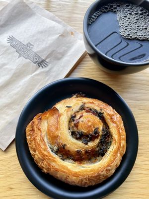 Magnífico Coffee Roasters & Coffee Shop by null