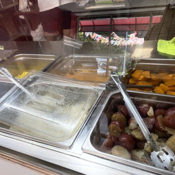 Danny’s Grill - Chicken Shop Near Me - New York, New York