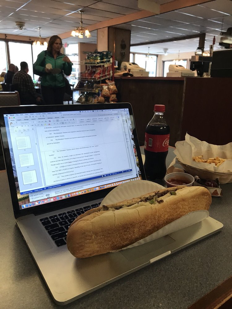 VILLAGE PIZZA OF NEWPORT 23 Photos & 34 Reviews Pizza 7 S Main St