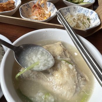 Hosoonyi Korean Restaurant - Korean Near Me - Edmonds, Washington