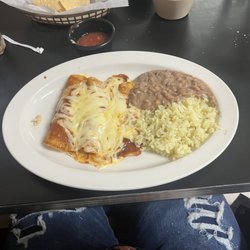 Hidalgo Mexican Restaurant - Enchiladas dinner with rice and beans