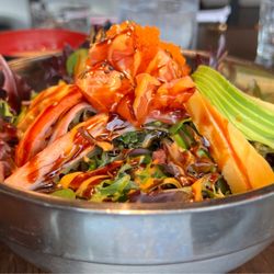 Happy Teriyaki - Salmon Poke Bowl