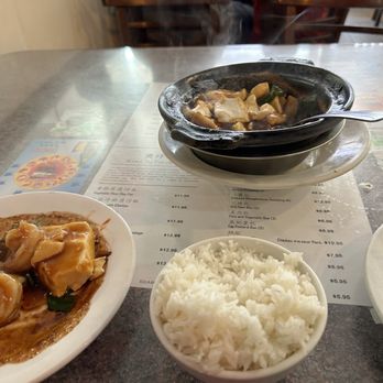 J&M A-1 Cafe Restaurant - Seafood combination clay pot (top) with a side or rice. - Chinese Near Me - San Francisco, California J&M A-1 Cafe Restaurant - Seafood combination clay pot (top) with a side or rice. - Chinese Near Me - San Francisco, California