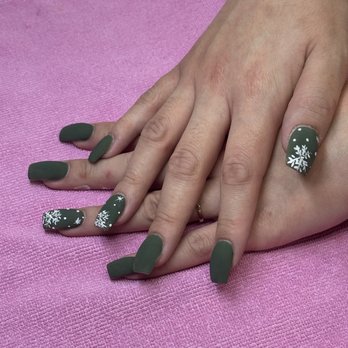 Lavish Nails - Nail Salons Near Me - Seattle, Washington Lavish Nails - Nail Salons Near Me - Seattle, Washington