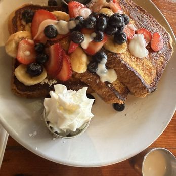 Lulu's Waikiki - French Toast Medley - Burgers Near Me - Honolulu, Hawaii