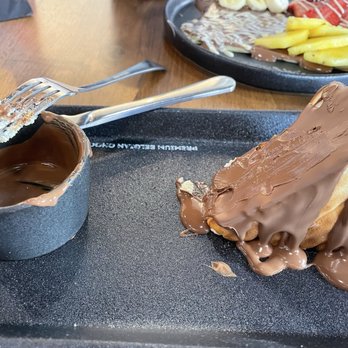 Chocolate Bar - San Sebastián Cheesecake - Desserts Near Me - Jacksonville, Florida
