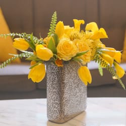 ELEGANT DESIGNS FLORAL ART STUDIO - Modern and stunning!