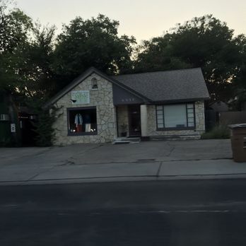 Wear Art Thou - Women's Clothing Near Me - Austin, Texas Wear Art Thou - Women's Clothing Near Me - Austin, Texas