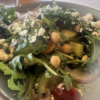 Viewpoint Brewing - Chick pea and tomato salad. - Breweries Near Me - Del Mar, California Viewpoint Brewing - Chick pea and tomato salad. - Breweries Near Me - Del Mar, California