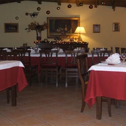 Faville - Sala interna del ristorante. Immagine tratta dal sito del ristorante
