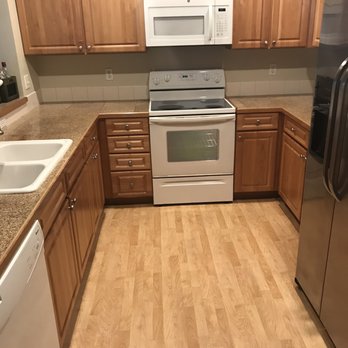 Diamond Cleaners - Kitchen cleaned - Home Cleaning Near Me - Seattle, Washington