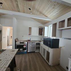 H&H Home Repair Services - Cottage build