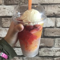 Mango and strawberry shaved ice ($5)