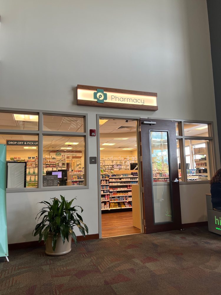 PUBLIX PHARMACY Updated August 2025 1840 Mease Dr, Safety Harbor