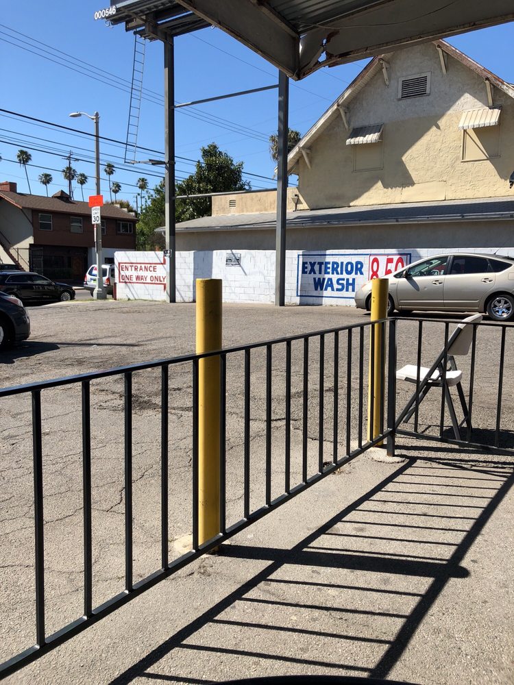 GOWER CAR WASH 52 Photos & 160 Reviews Car Wash 6061 Santa Monica