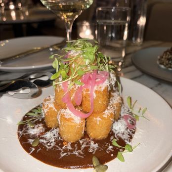 Canon - Tots - Cocktail Bars Near Me - Sacramento, California