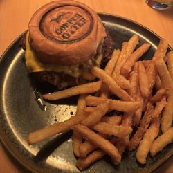 Copper Otter Bar and Grill - Smashburger